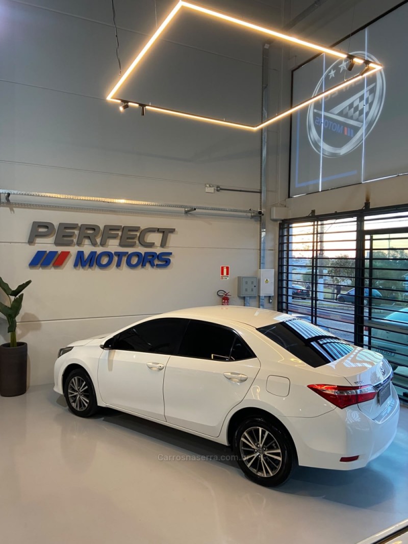 COROLLA 1.6 GLI 16V GASOLINA 4P AUTOMÁTICO - 2017 - BENTO GONçALVES