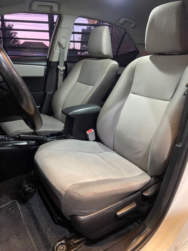 COROLLA 1.6 GLI 16V GASOLINA 4P AUTOMÁTICO - 2017 - BENTO GONçALVES