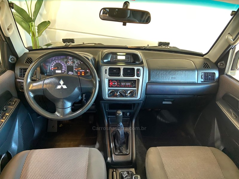 PAJERO TR4 2.0 4X4 16V FLEX 4P MANUAL - 2009 - BENTO GONçALVES