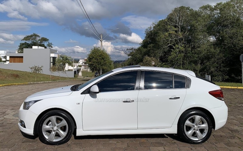 CRUZE 1.8 LTZ SPORT6 16V FLEX 4P AUTOMÁTICO - 2012 - GUAPORé