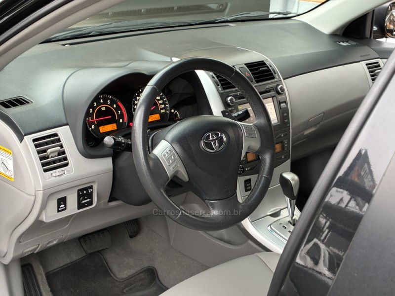 COROLLA 2.0 XEI 16V FLEX 4P AUTOMÁTICO - 2014 - VENâNCIO AIRES