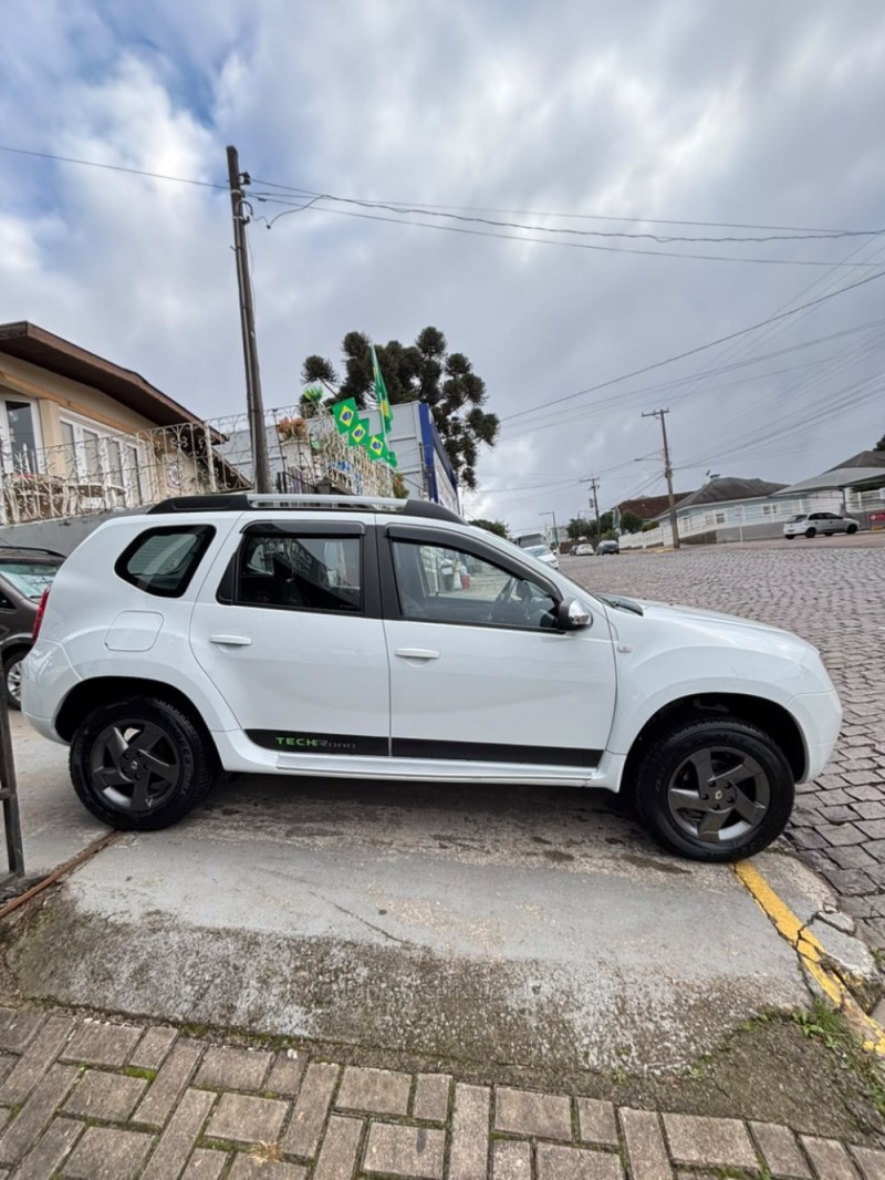 DUSTER 1.6 TECH ROAD 4X2 16V FLEX 4P MANUAL - 2014 - SãO FRANCISCO DE PAULA