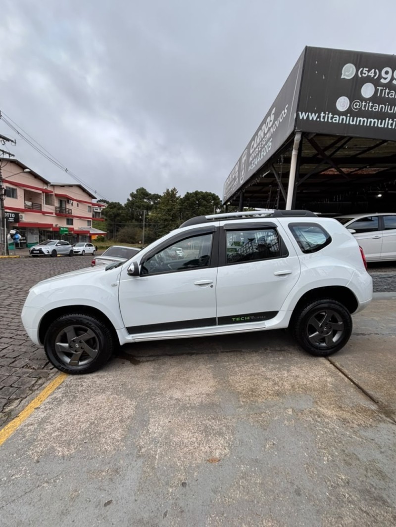 DUSTER 1.6 TECH ROAD 4X2 16V FLEX 4P MANUAL - 2014 - SãO FRANCISCO DE PAULA