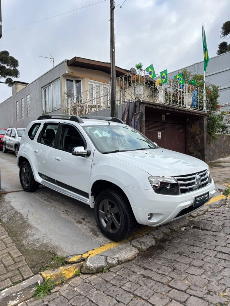 DUSTER 1.6 TECH ROAD 4X2 16V FLEX 4P MANUAL - 2014 - SãO FRANCISCO DE PAULA