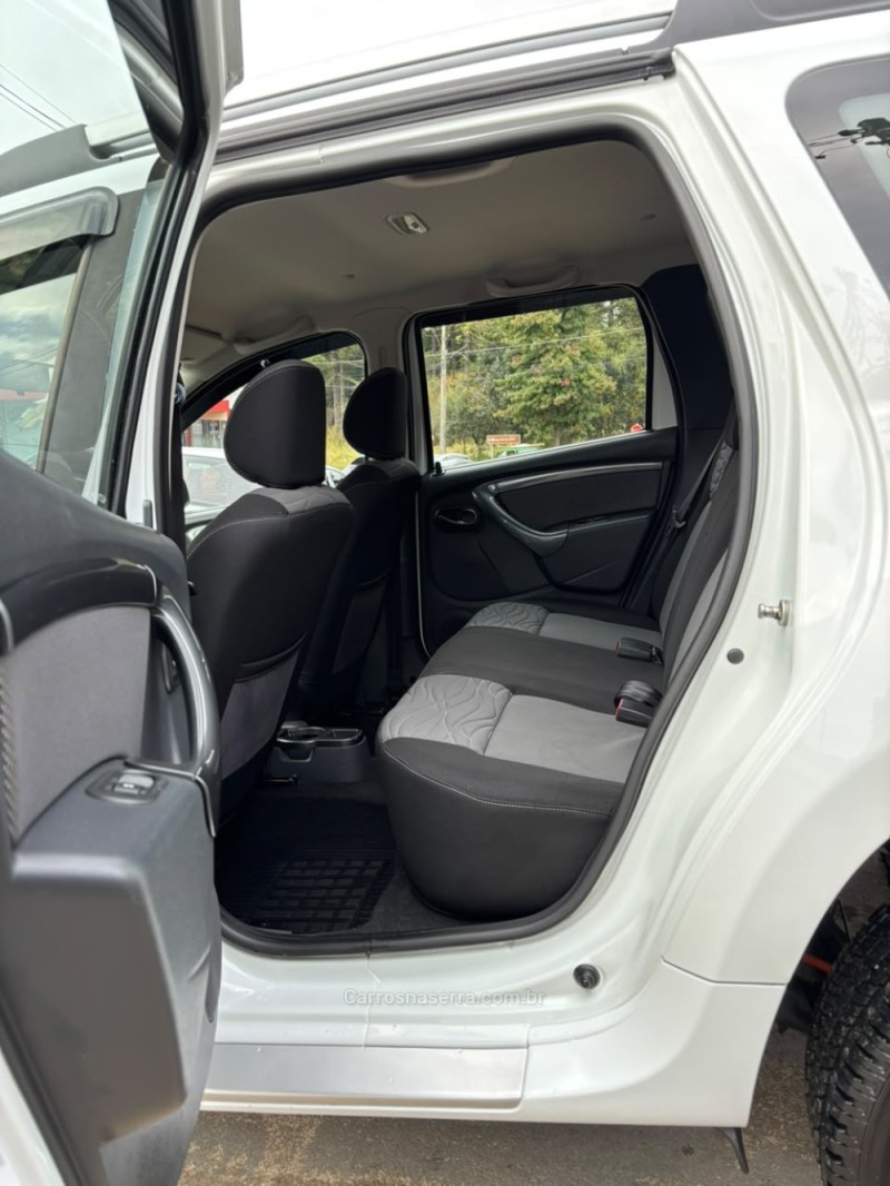 DUSTER 1.6 TECH ROAD 4X2 16V FLEX 4P MANUAL - 2014 - SãO FRANCISCO DE PAULA