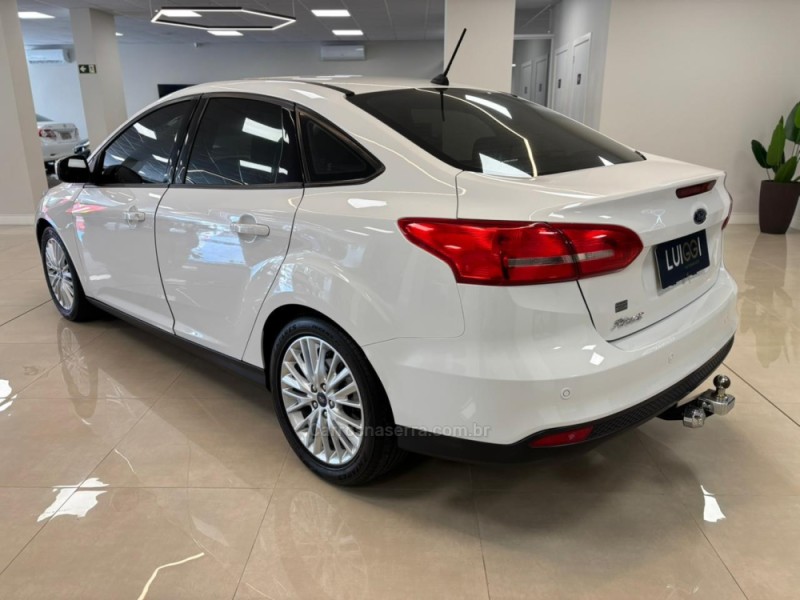 FOCUS 2.0 16V FLEX 4P AUTOMÁTICO - 2018 - CARLOS BARBOSA