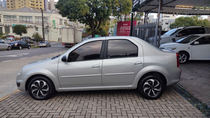 LOGAN 1.6 EXPRESSION 8V HI-FLEX 4P MANUAL - 2012 - CAXIAS DO SUL