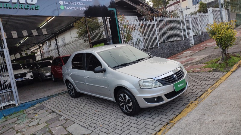 LOGAN 1.6 EXPRESSION 8V HI-FLEX 4P MANUAL - 2012 - CAXIAS DO SUL