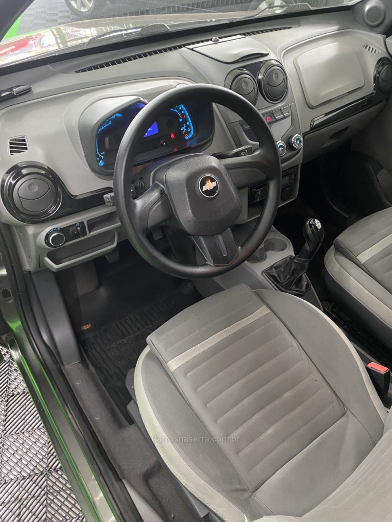 AGILE 1.4 MPFI LT 8V FLEX 4P MANUAL - 2010 - VACARIA