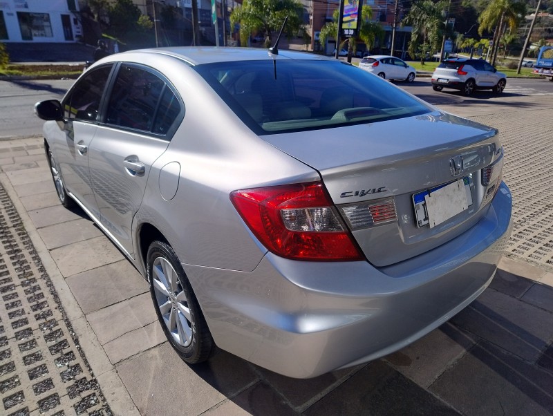 CIVIC 2.0 LXR 16V FLEX 4P AUTOMÁTICO - 2014 - CAXIAS DO SUL
