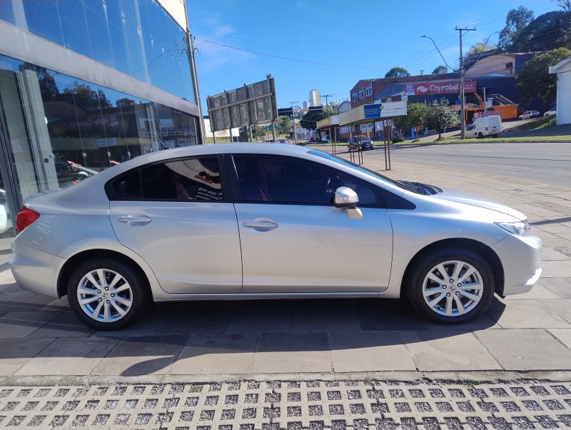 CIVIC 2.0 LXR 16V FLEX 4P AUTOMÁTICO - 2014 - CAXIAS DO SUL