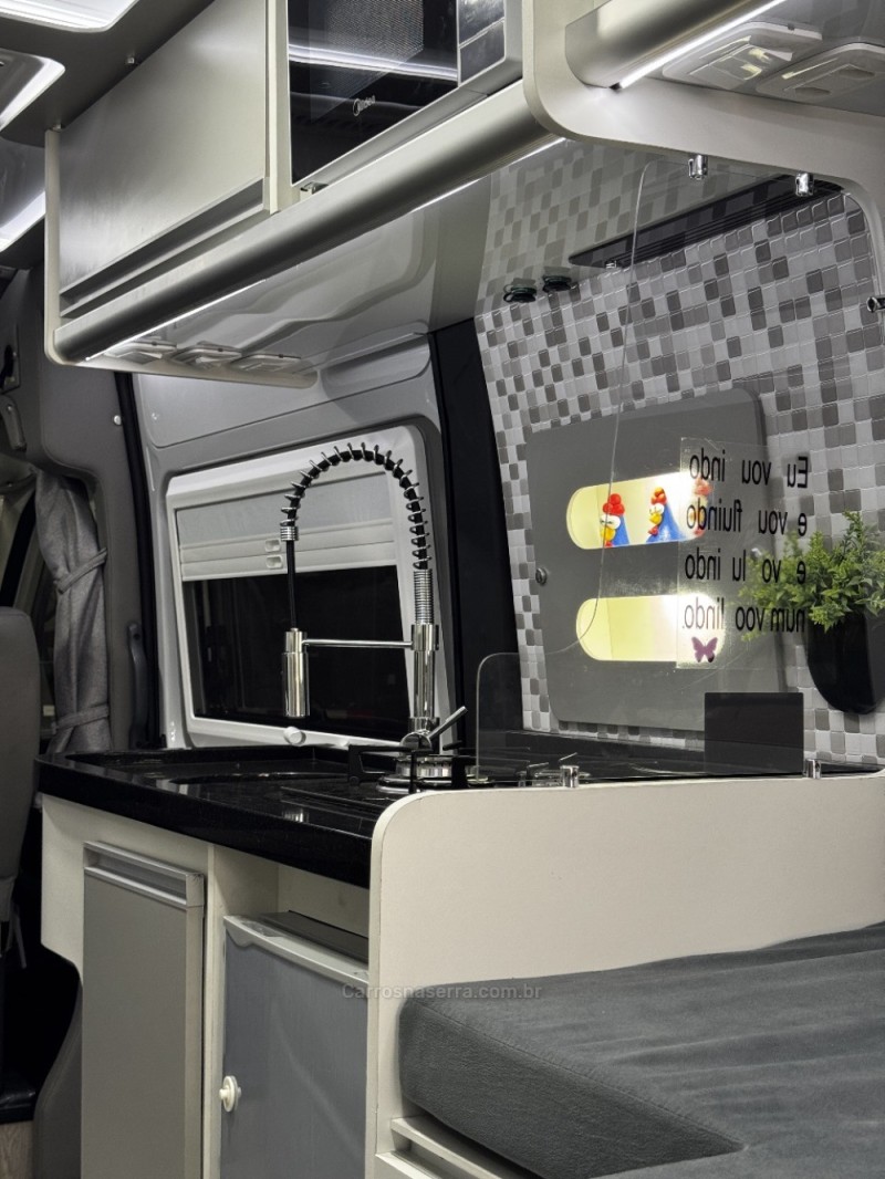 DUCATO 2.2 CARGO 9 16V TURBO DIESEL 4P MANUAL - 2025 - DOIS IRMãOS