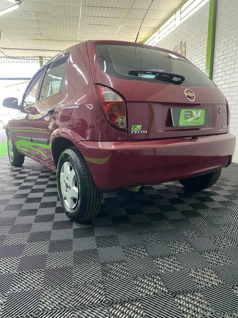 CELTA 1.0 MPFI SPIRIT 8V FLEX 4P MANUAL - 2009 - VACARIA