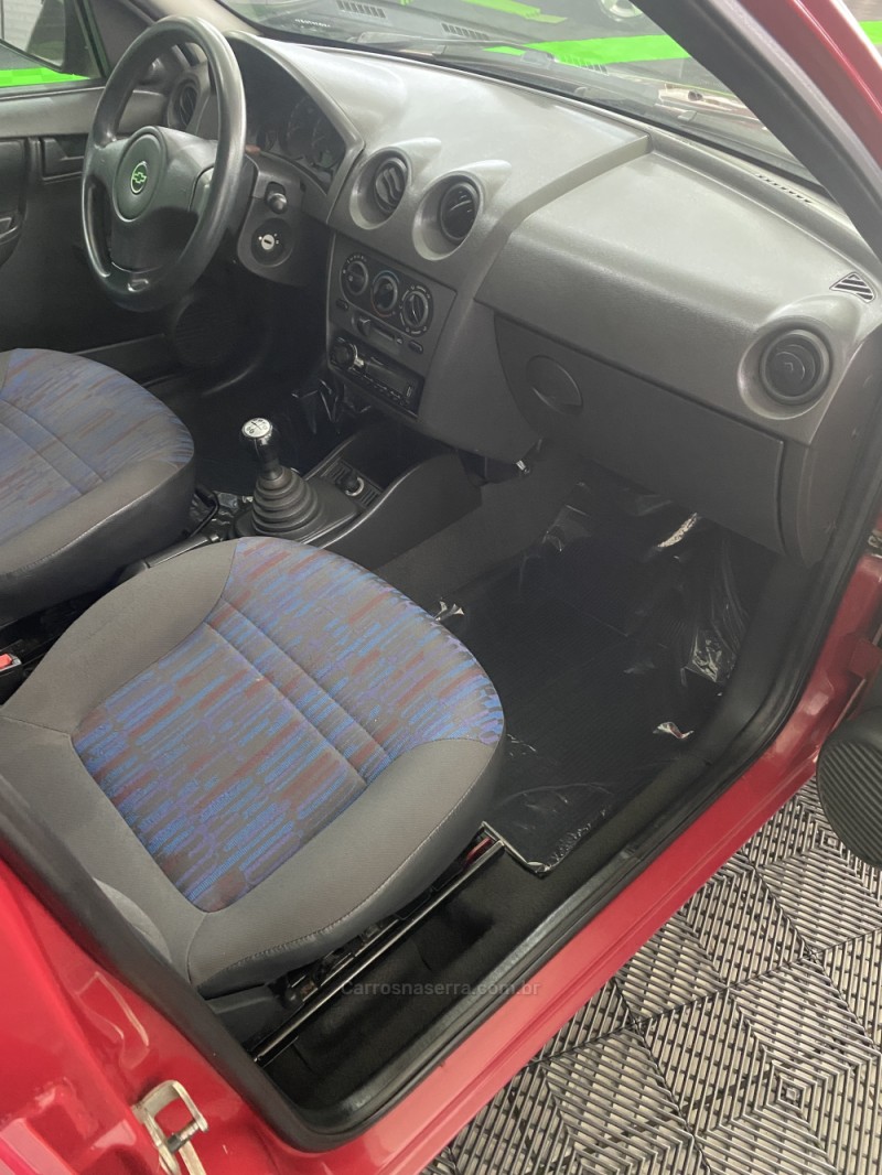 CELTA 1.0 MPFI SPIRIT 8V FLEX 4P MANUAL - 2009 - VACARIA