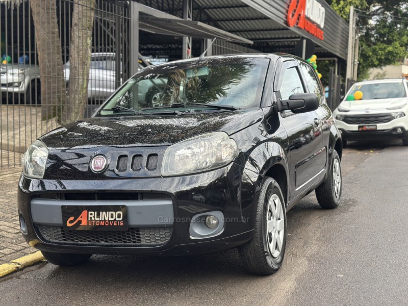 UNO 1.0 VIVACE 8V FLEX 2P MANUAL - 2013 - PAROBé