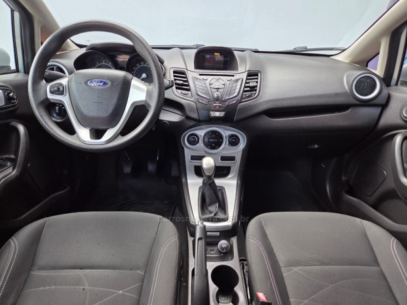 FIESTA 1.6 SE SEDAN 16V FLEX 4P MANUAL - 2016 - CAXIAS DO SUL