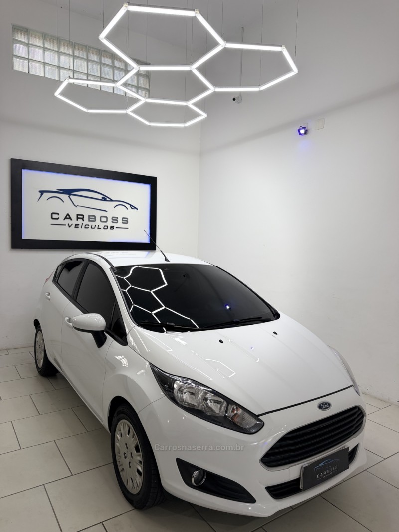 FIESTA 1.5 SE HATCH 16V FLEX 4P MANUAL - 2016 - CAXIAS DO SUL