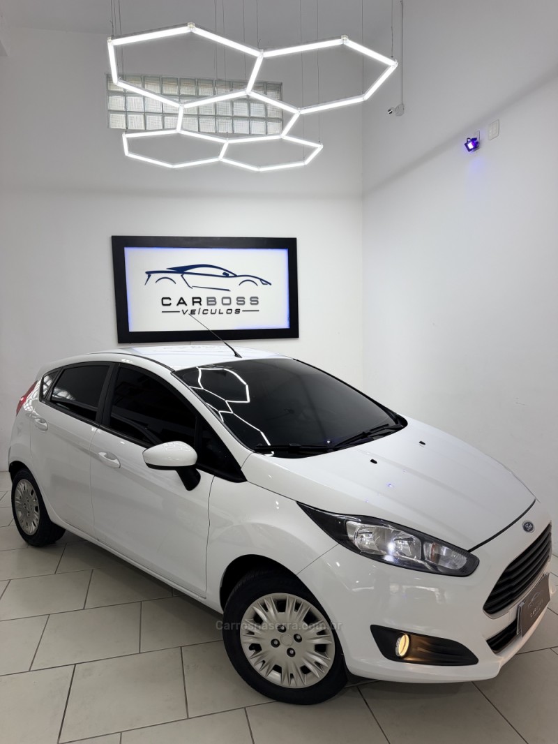fiesta 1.5 se hatch 16v flex 4p manual 2016 caxias do sul