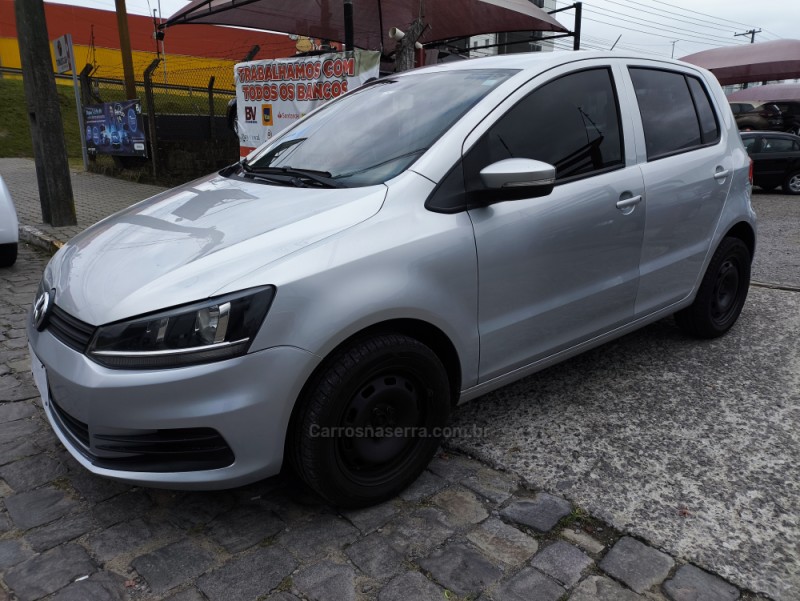 FOX 1.0 MI 8V FLEX 4P MANUAL - 2015 - FARROUPILHA