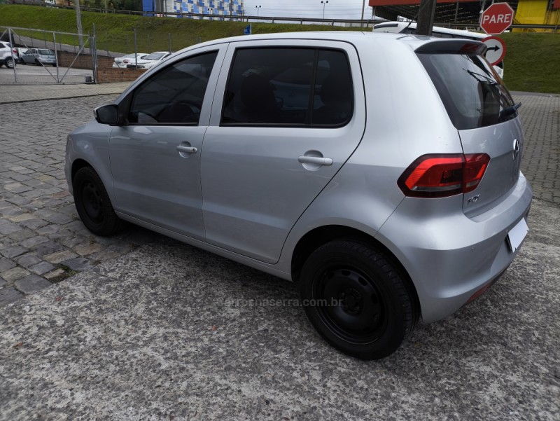 FOX 1.0 MI 8V FLEX 4P MANUAL - 2015 - FARROUPILHA