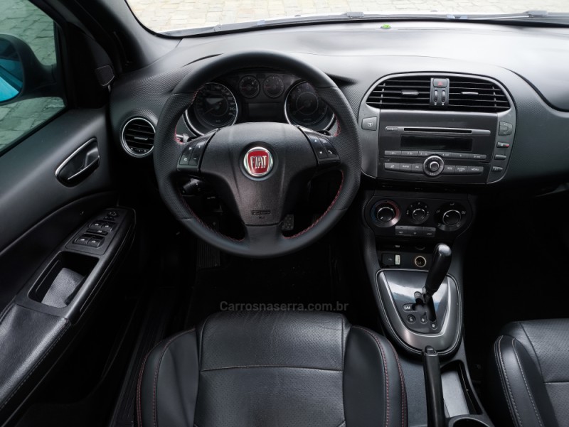 BRAVO 1.8 SPORTING 16V FLEX 4P AUTOMATIZADO - 2014 - FARROUPILHA