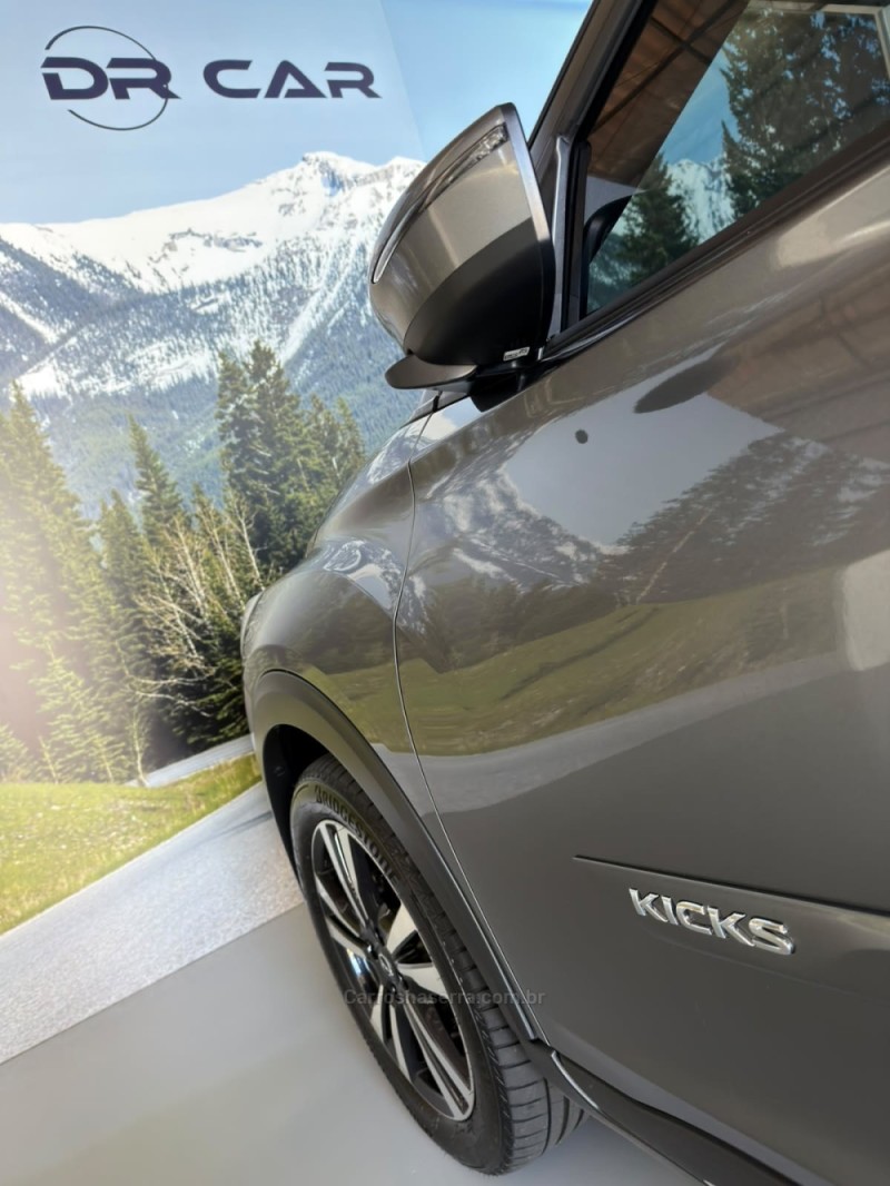 KICKS 1.6 ADVANCE 16V PLUS CVT FLEX 4P AUTOMÁTICO - 2024 - GARIBALDI