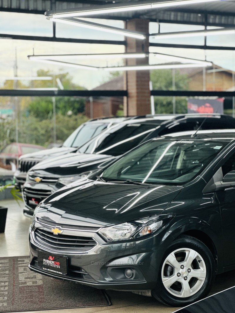 PRISMA 1.4 MPFI LT 8V FLEX 4P MANUAL - 2019 - CANELA
