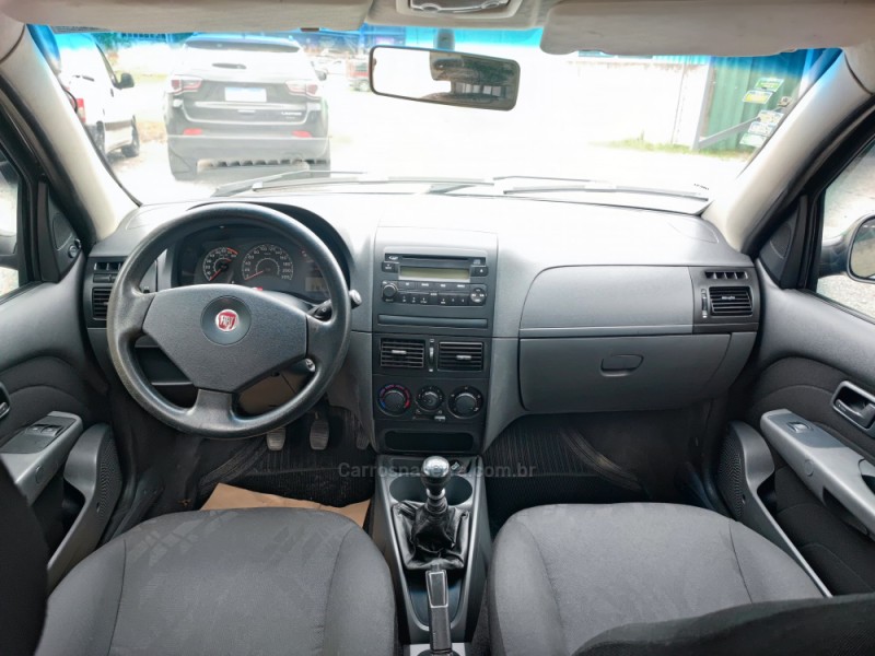 SIENA 1.0 MPI FIRE CELEBRATION 8V FLEX 4P MANUAL - 2012 - FARROUPILHA