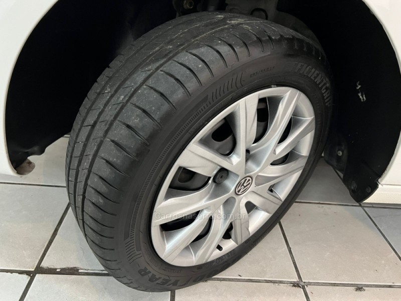 FOX 1.6 MI 8V FLEX 4P MANUAL - 2013 - CAXIAS DO SUL