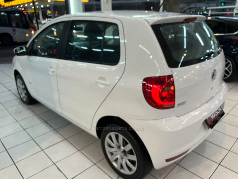 FOX 1.6 MI 8V FLEX 4P MANUAL - 2013 - CAXIAS DO SUL