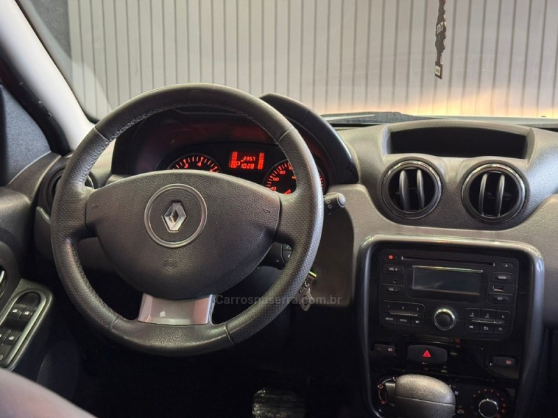 DUSTER 2.0 DYNAMIQUE 4X2 16V FLEX 4P AUTOMÁTICO - 2014 - DOIS IRMãOS