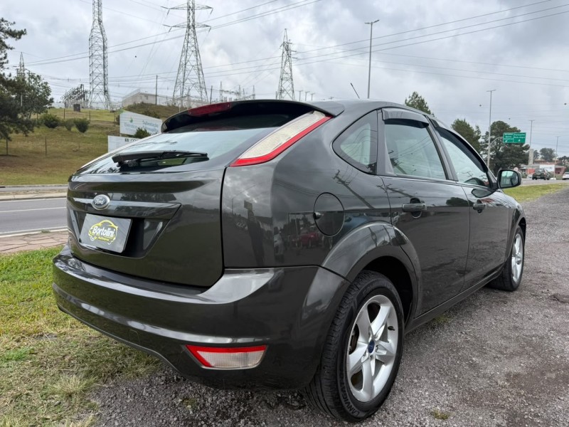 FOCUS 1.6 GLX 16V FLEX 4P MANUAL - 2013 - FARROUPILHA