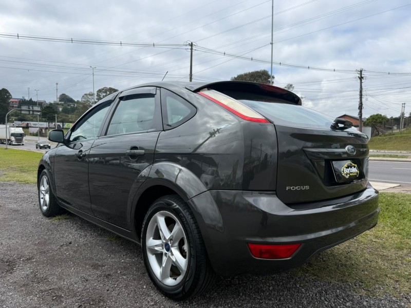 FOCUS 1.6 GLX 16V FLEX 4P MANUAL - 2013 - FARROUPILHA