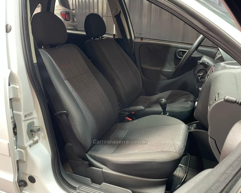 CORSA 1.4 MPFI MAXX 8V FLEX 4P MANUAL - 2012 - VACARIA
