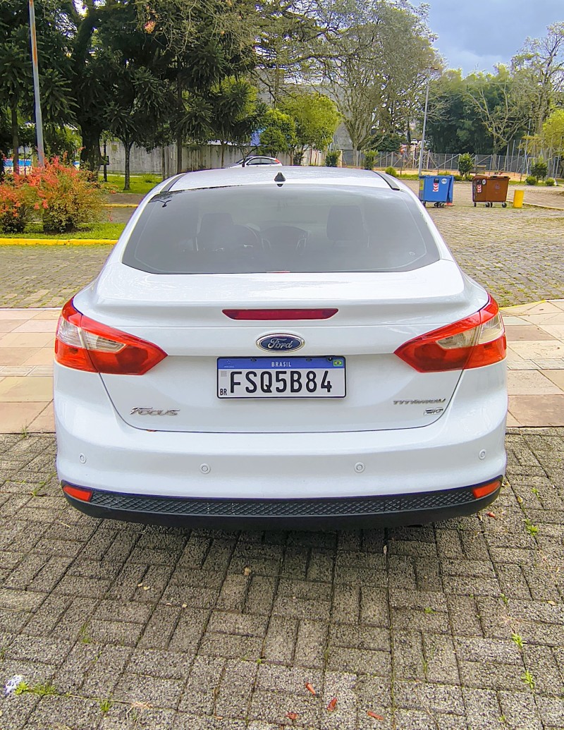 FOCUS 2.0 FC 16V FLEX 4P AUTOMÁTICO - 2015 - FARROUPILHA