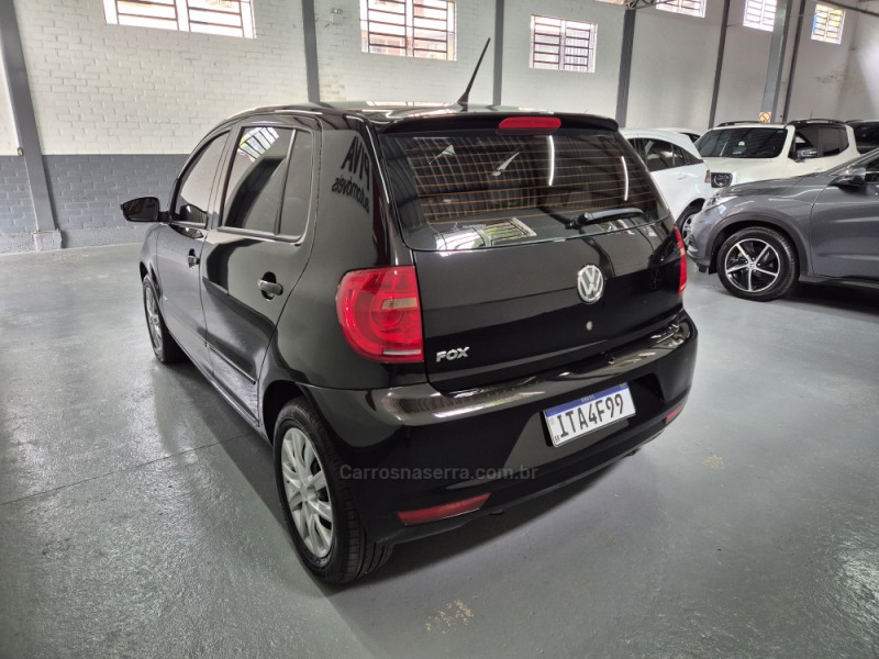 FOX 1.0 MI TREND 8V FLEX 4P MANUAL - 2013 - GARIBALDI