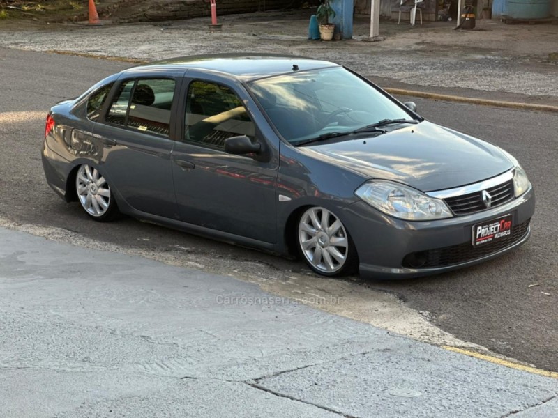 SYMBOL 1.6 EXPRESSION 8V FLEX 4P MANUAL - 2010 - NOVO HAMBURGO