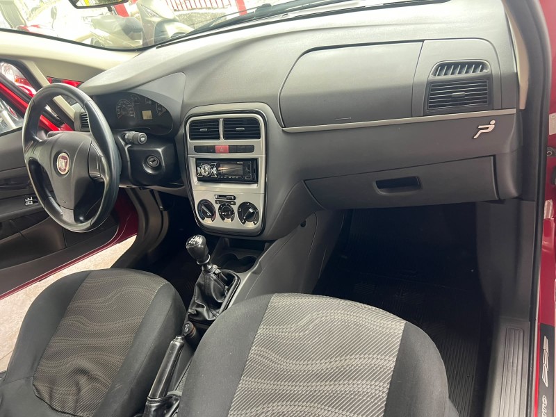 PUNTO 1.4 ATTRACTIVE 8V FLEX 4P MANUAL - 2011 - CAXIAS DO SUL