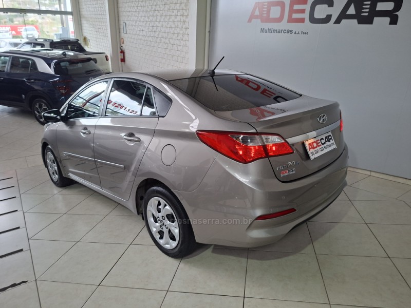 HB20S 1.0 COMFORT PLUS 12V FLEX 4P MANUAL - 2018 - FARROUPILHA
