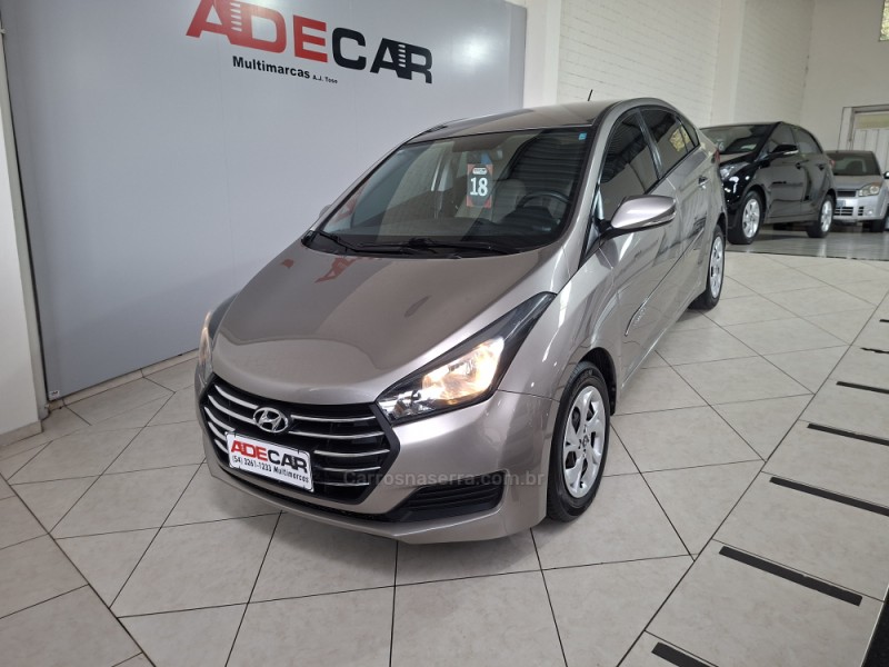 HB20S 1.0 COMFORT PLUS 12V FLEX 4P MANUAL - 2018 - FARROUPILHA