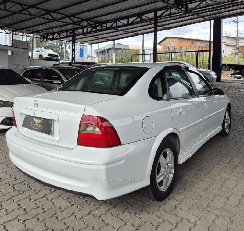 VECTRA 2.2 MPFI GL 8V GASOLINA 4P MANUAL - 2003 - CAXIAS DO SUL