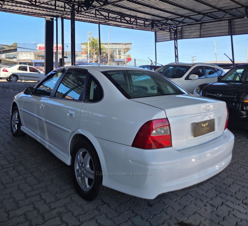 VECTRA 2.2 MPFI GL 8V GASOLINA 4P MANUAL - 2003 - CAXIAS DO SUL