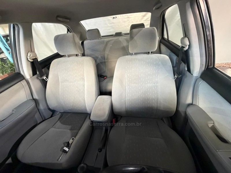 COROLLA 1.6 XLI 16V GASOLINA 4P MANUAL - 2006 - NOVA PRATA