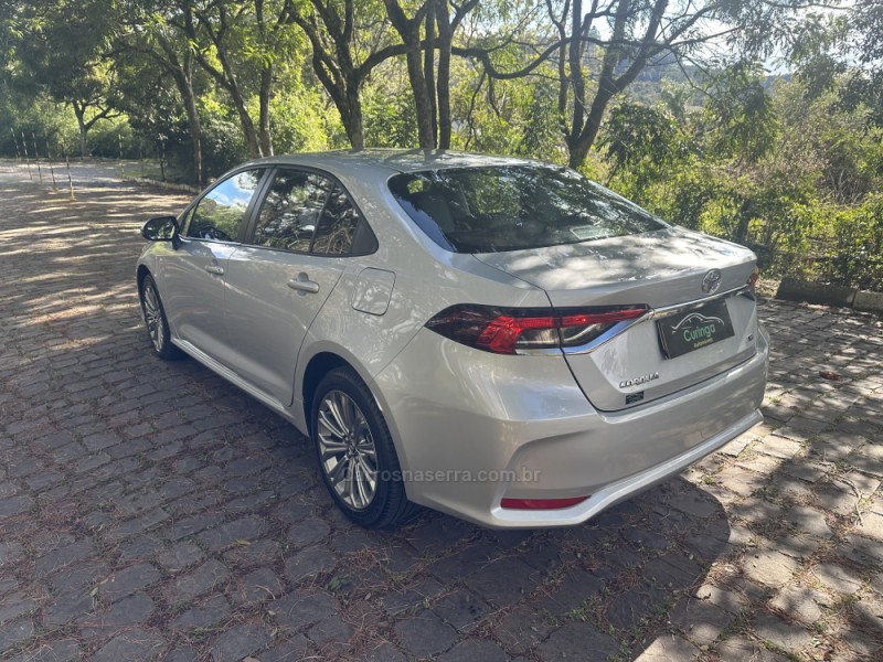COROLLA 2.0 XEI 16V FLEX 4P AUTOMÁTICO - 2020 - NOVA PRATA