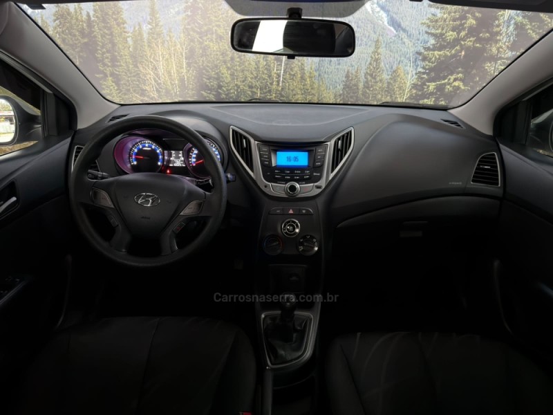 HB20S 1.0 COMFORT 12V FLEX 4P MANUAL - 2014 - GARIBALDI