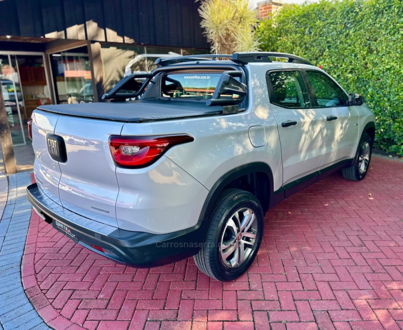 TORO 2.0 16V TURBO DIESEL FREEDOM MANUAL - 2017 - ROLANTE
