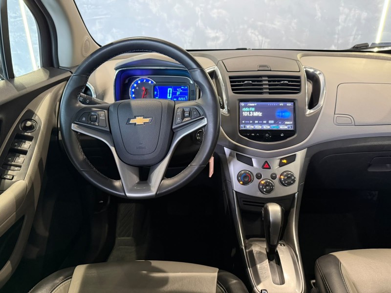TRACKER 1.8 MPFI LTZ 4X2 16V FLEX 4P AUTOMÁTICO - 2015 - CAXIAS DO SUL