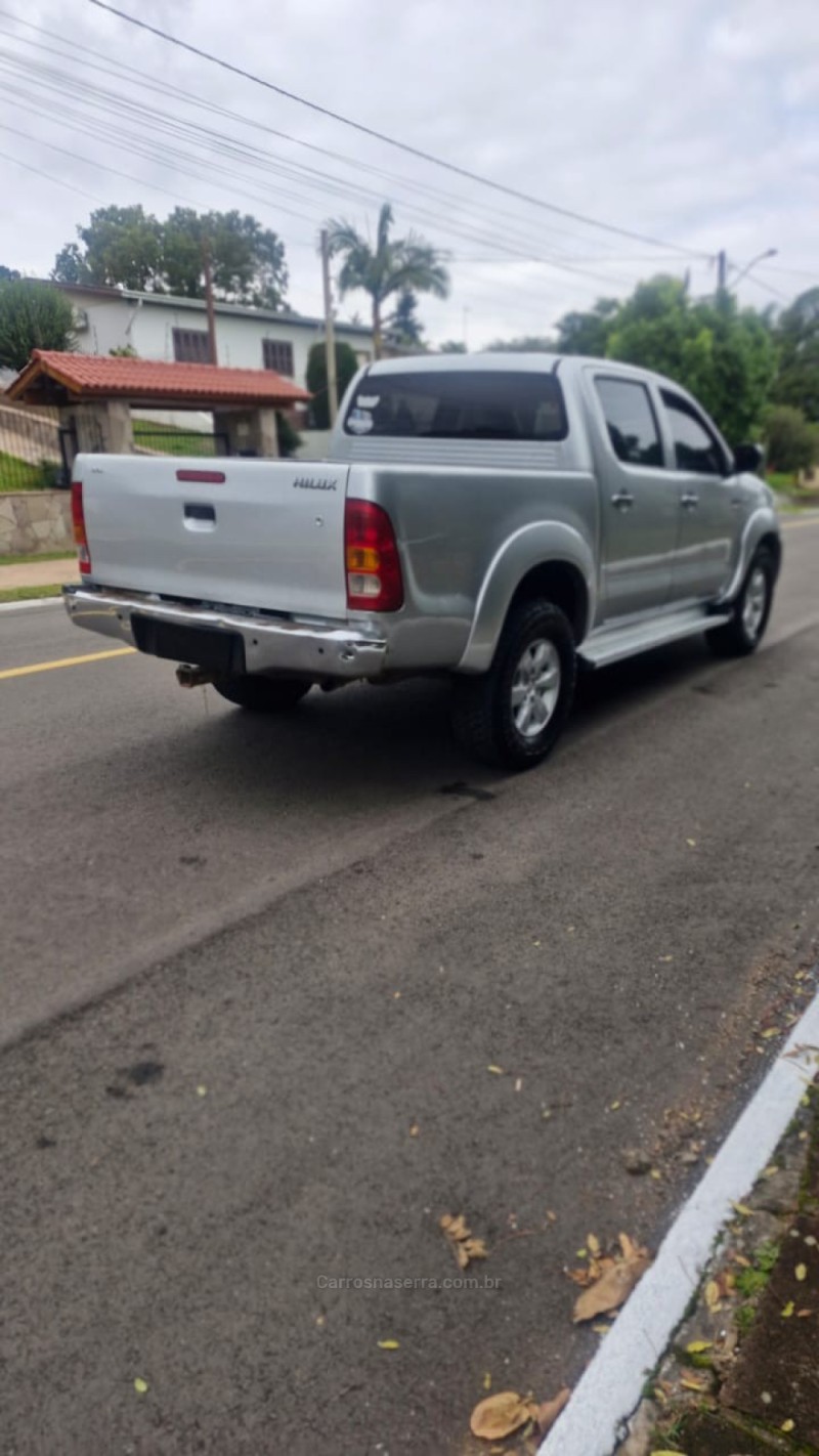 HILUX 2.7 SR 4X2 CD 16V GASOLINA 4P MANUAL - 2009 - IVOTI