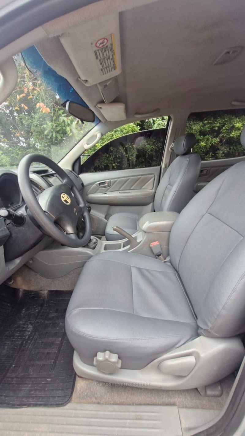 HILUX 2.7 SR 4X2 CD 16V GASOLINA 4P MANUAL - 2009 - IVOTI