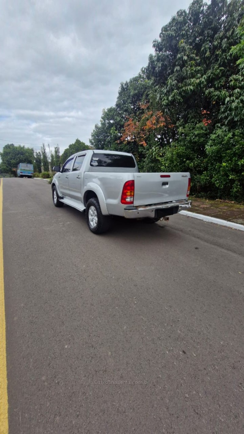 HILUX 2.7 SR 4X2 CD 16V GASOLINA 4P MANUAL - 2009 - IVOTI
